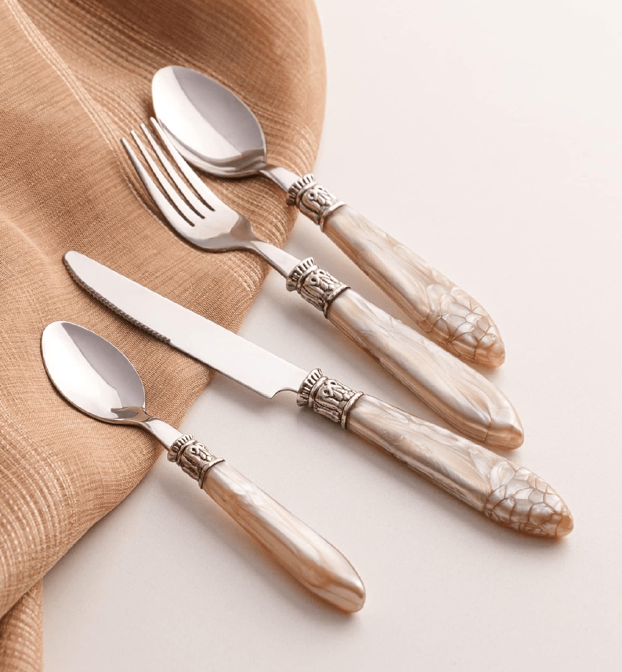 Faqueiro 24 Peças de Aço Inox Mother Pearl Bege Luxo - Lyorr