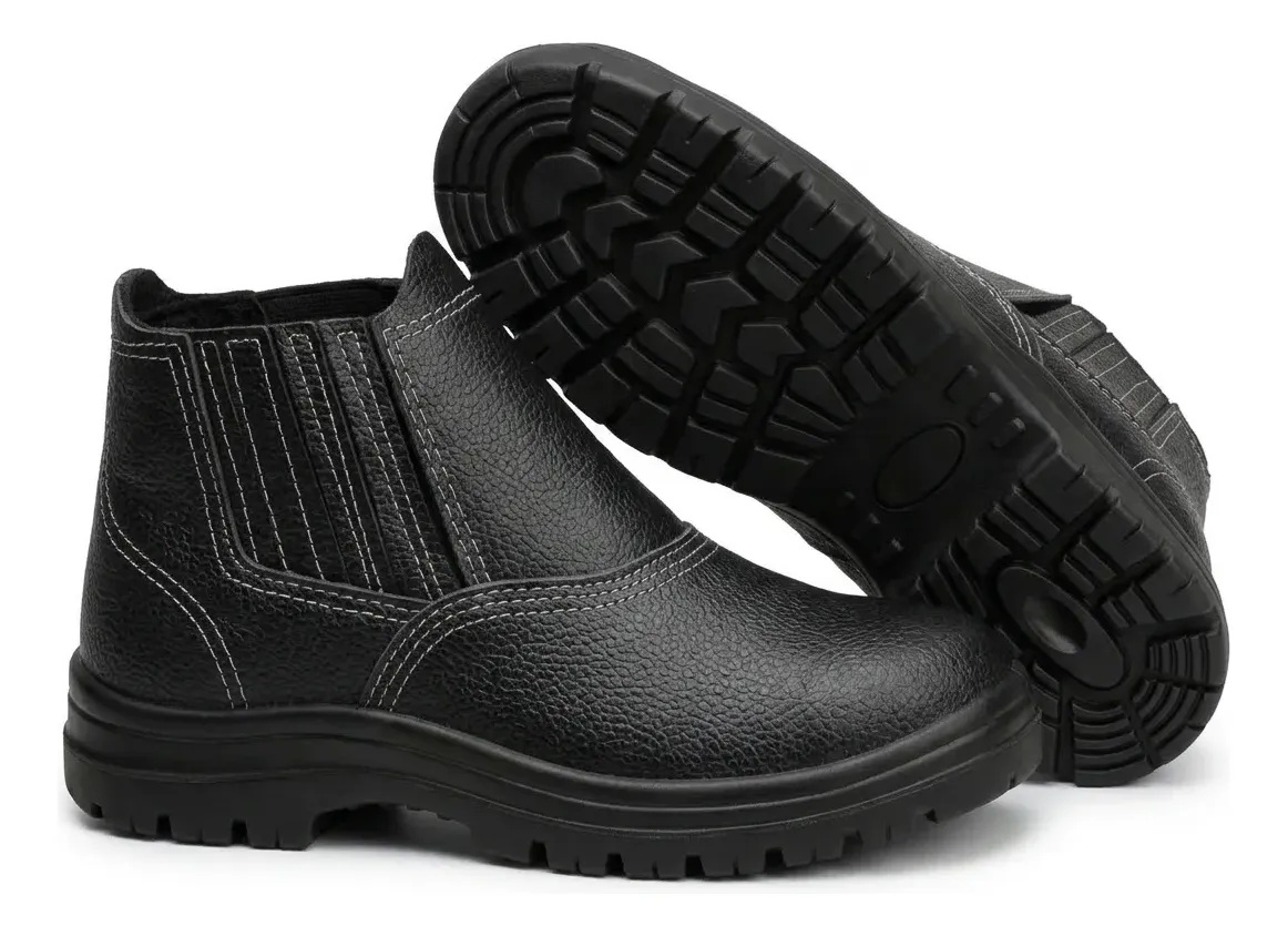 Bota Em Couro Pvc Nº35 Com Bico Monodensidade Cartom